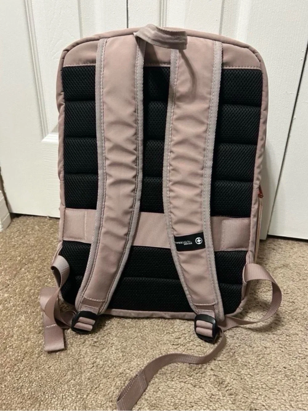 Men's Everyday Backpack in Dusty Rose - Minimal Design